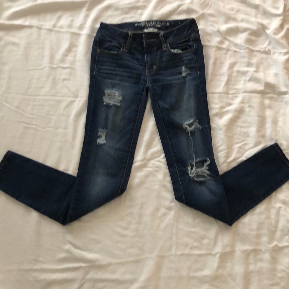 American Eagle distressed jeggings